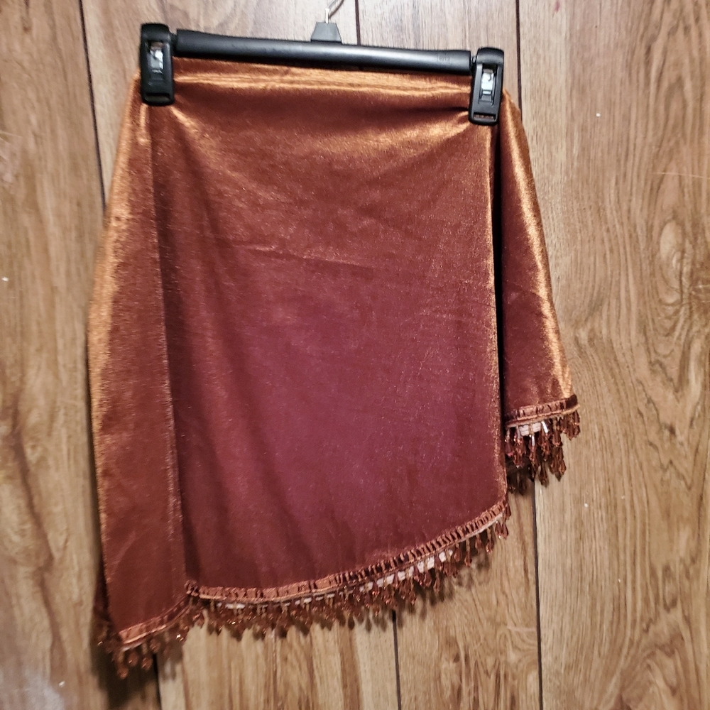 Skirt brown with beads